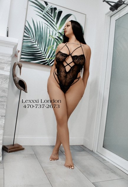 Lexxxi London   