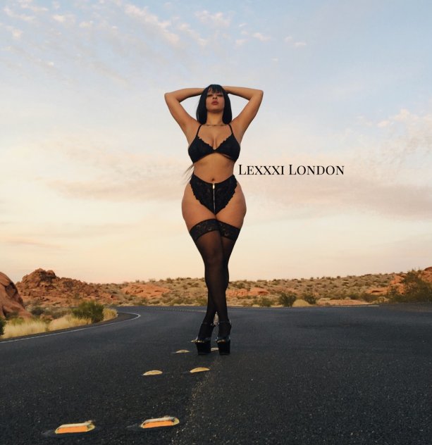 Lexxxi London   