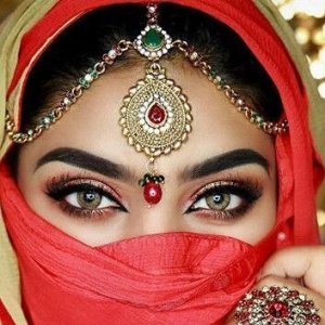 Friendly N Soft Spoken Woman