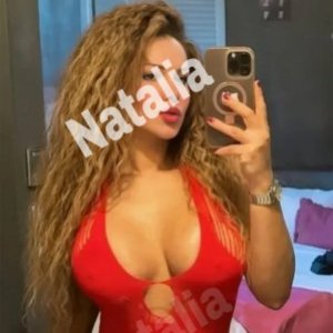 Mature Women in Manhattan 