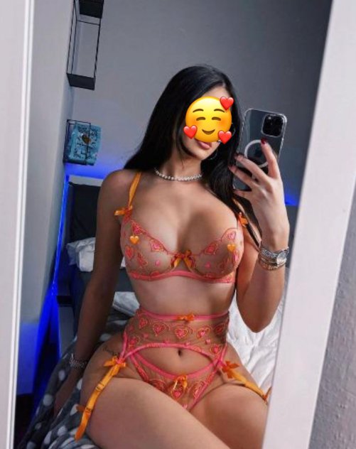 SEXY VERONICA COLOMBIANA female-escorts 