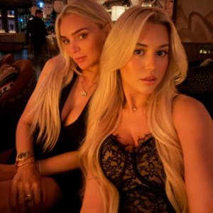 🦋Girl Next Door Blonde💦💙