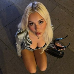 🦋Girl Next Door Blonde💦💙