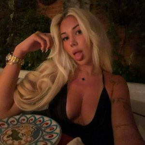 🦋Girl Next Door Blonde💦💙