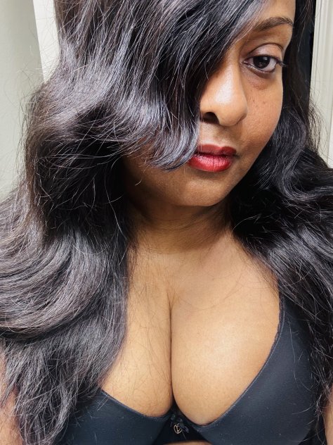 Sexy Indian Beauty! Body Rubs Austin