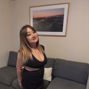 Sexy Thai lady VISITING BELLEVUE