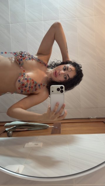 🫦LATINA🫦 ~ CHANEL  
