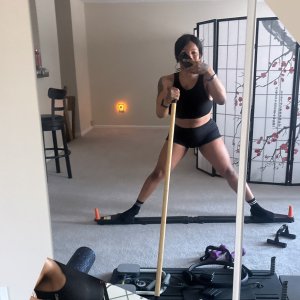 Back in Town | Caramel Skin & Satin Pressure