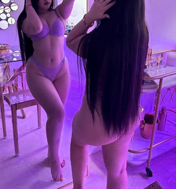 I am Isa  Escorts Miami