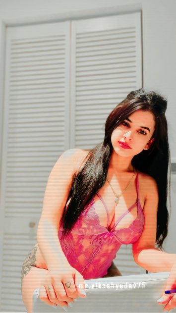 Latina sexy tengo una amiga bb