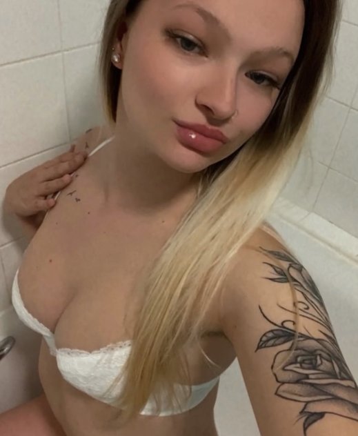 Erotic pussy😍 sexy ❤juicy and most wanted 💦 full service 💯💋