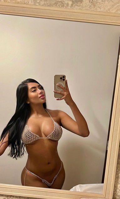 New in chicago, Call Me Escorts Chicago