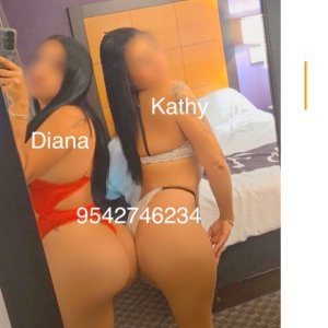 Threesome Diana and Kathy Escorts Charlotte