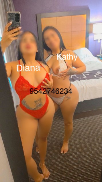 Threesome Diana and Kathy Escorts Charlotte