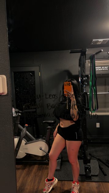 Selena  