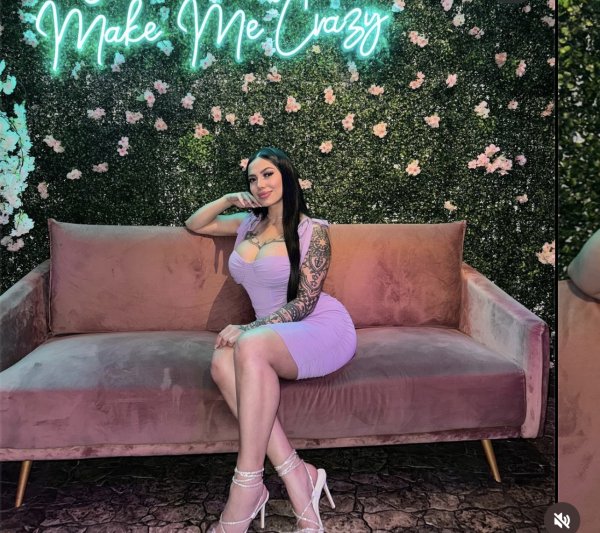 ALIZA 💕THURSDAY SPECIALS ❄️   