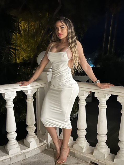 Kloe 100 vip latina female-escorts 