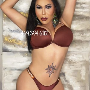 Ts Andressa available