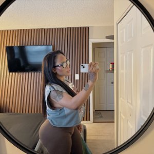 I’m Back in Town | Caramel Skin & Satin Pressure