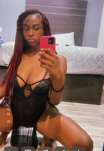 It’s Kenzie Baby🍫😩  