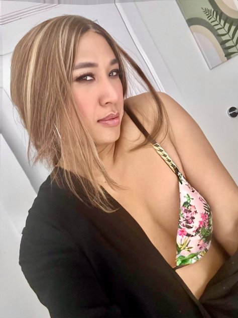 TS Ticha 🌵  Thai Asian 💃🏼 TS / TV Shemale Escorts Las Vegas