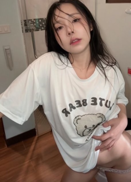 Petite Vietnamese sugar Escorts Detroit
