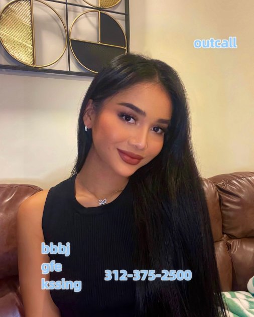 LISA👑- Hot sexy asian outcalL Escorts Chicago