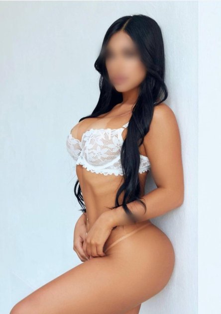 colombiana  female-escorts 