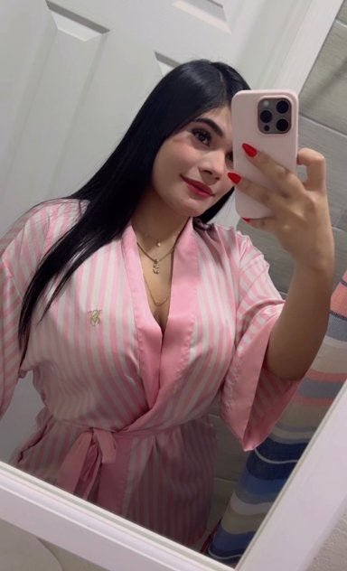 Experiencia GFE. Hermosa latina complaciente y caliente