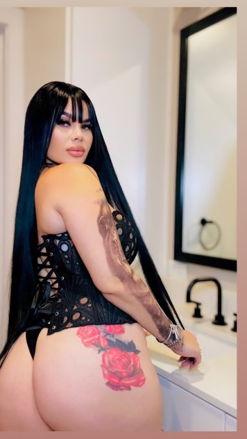 Nadia  Escorts Austin