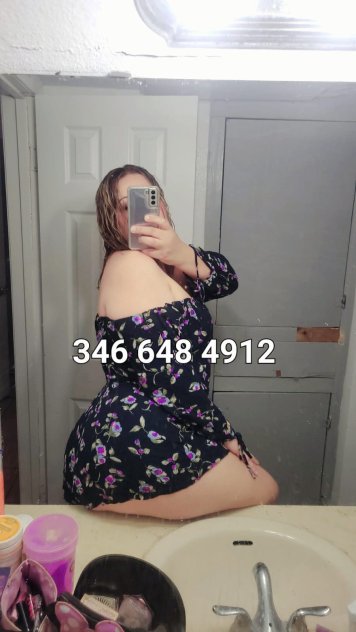  New  Latina visiting   