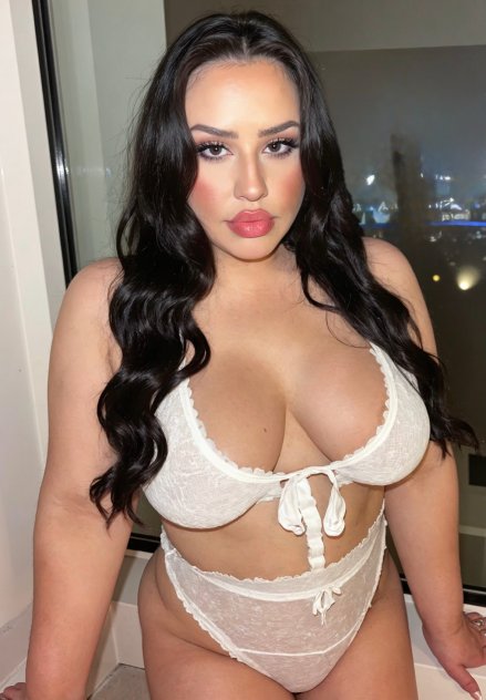 Cassie Luxe  