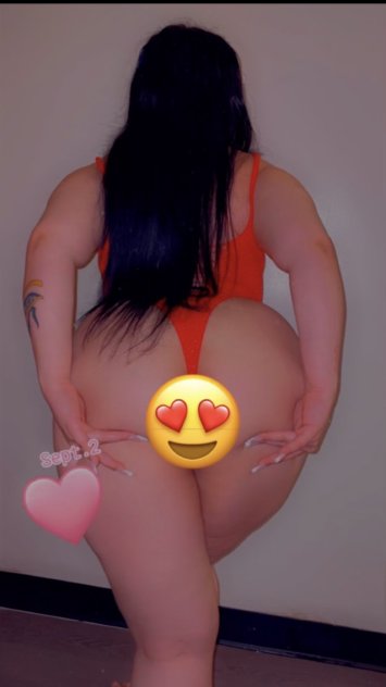 The real juicy sexy mama 🥵🥵