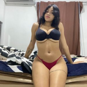 Hey! this is Angela but you can call me Angy and i am ready for hookup