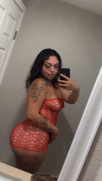 Sexy Curvy Mami In Town 💋