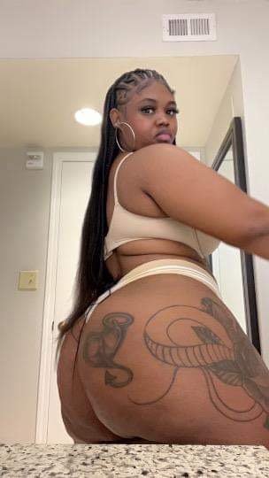 BIG BOOTY KARMEN Escorts Houston