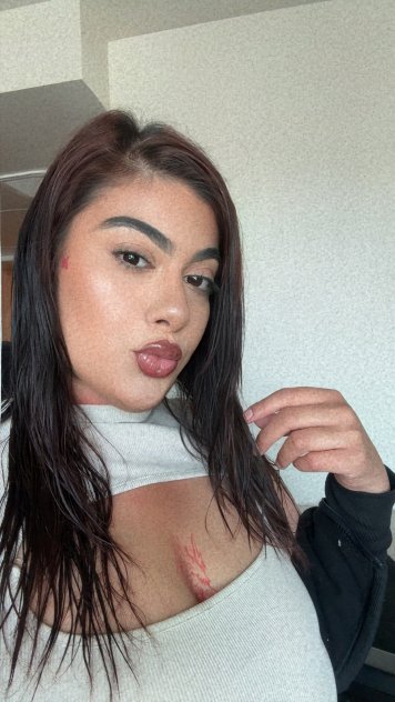 Selena  