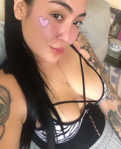 I'm available for hookup service sex and massage 