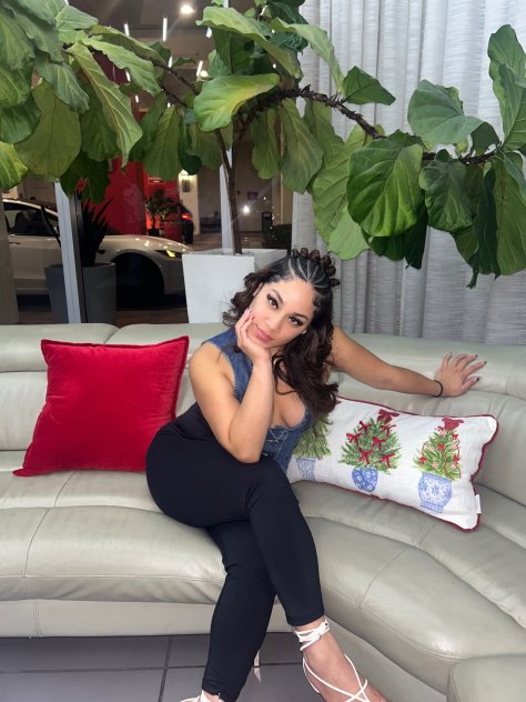 Hazel | Luxury Massage in Downtown Miami 🍯    💕