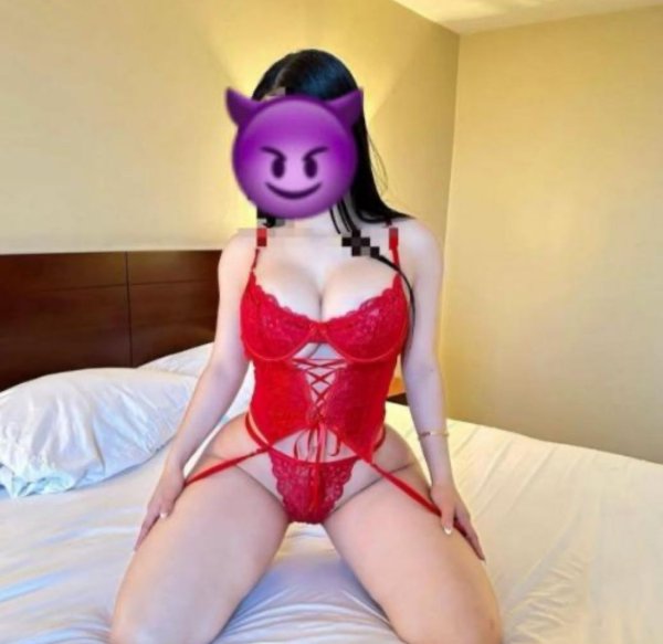 😚 cumplo tus fantasías😍 Estoy disponible para ti