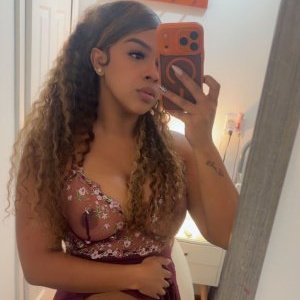 Hot Latina GFE