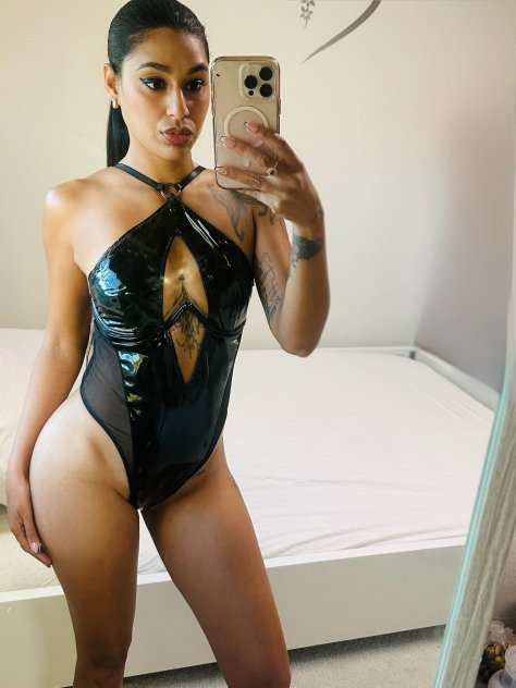 Esmeralda Escorts Miami
