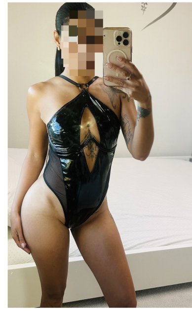 Esmeralda Escorts Miami