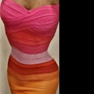 HIGHLY REVIEWED ELITE BLONDE! MON- SUN. PREBOOK FITNESSVIPMODEL 