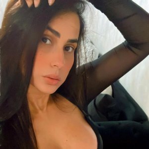 100/15mins💕 140/hh💕 200/hr 💕