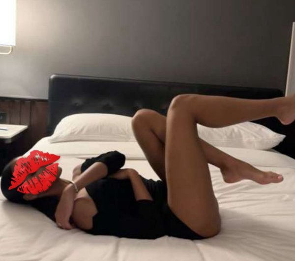 Selena Escorts Queens