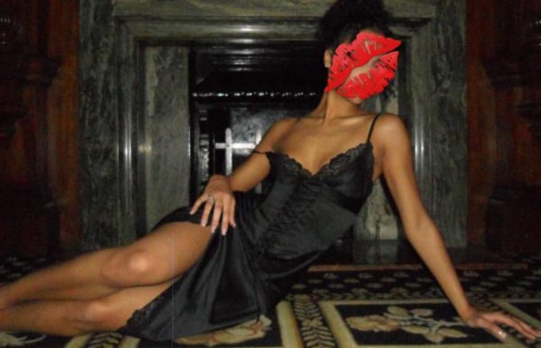 Selena Escorts Queens