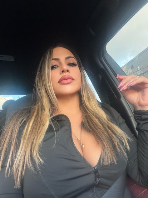 SexyBlonde  
