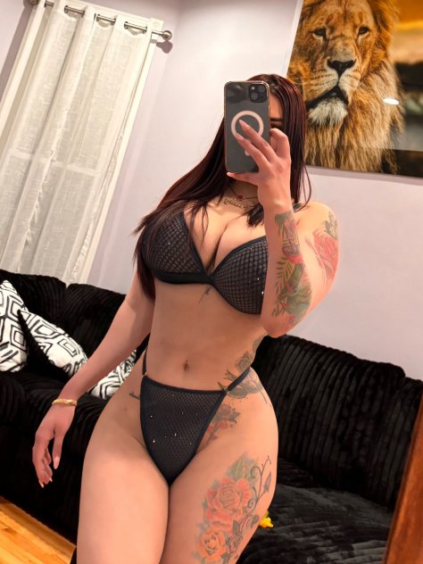 Claurs Escorts Chicago