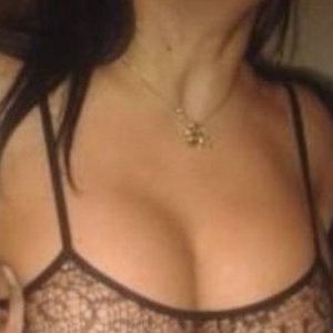 929-281-8332    MATURE EAST INDIAN TO PLEASE YOU😘🌸GRAND CENTRAL